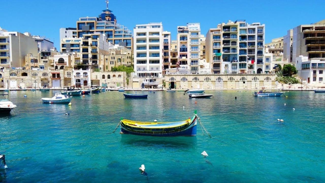 St Georges Bay Oasis Steps From The Appartement San Ġiljan